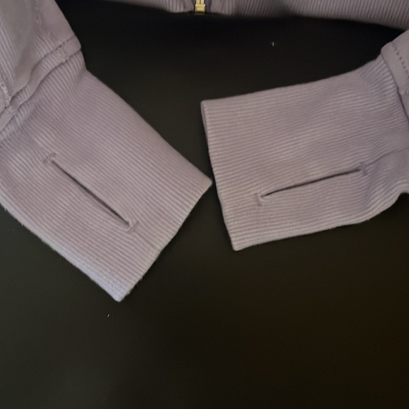 LULELEMON~ Lilac “Cuddle Up” jacket/hoodie zip up hooded sweatshirt  (Sz.10) - Picture 3 of 7